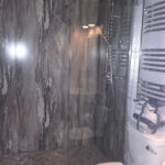 Herlihy’s, Half Way House B&B, Shower